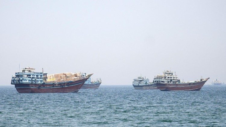 Imbarcazioni nello Stretto di Hormuz