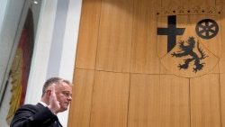 Der neue Ministerpräsident von Rheinland-Pfalz, Gordon Schnieder (CDU) bei seiner ersten Rede vor dem Landtag, 18. Mai 2026 in Mainz 