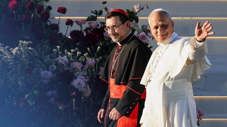 Kardinal José Cobo Cano mit Papst Leo XIV. 
