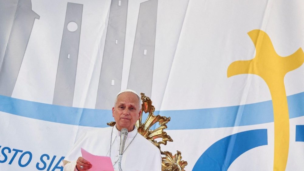 Pope Leo visits Pavia