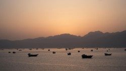 Naves y embarcaciones en el estrecho de Ormuz, Musandam
