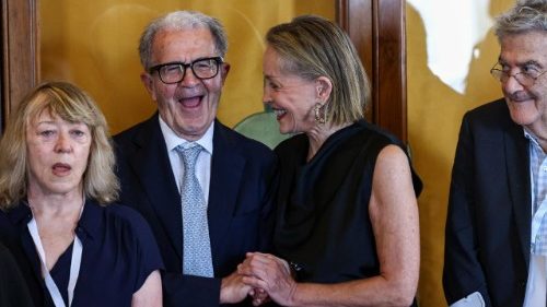 Nobelpreistr&auml;ger warnen vor KI in atomaren Waffensystemen