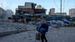 Kyiv al risveglio dopo i bombardamenti