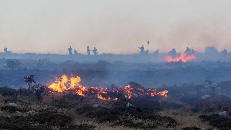 Ohně nedaleko Tajbe, 9. 8. 2026