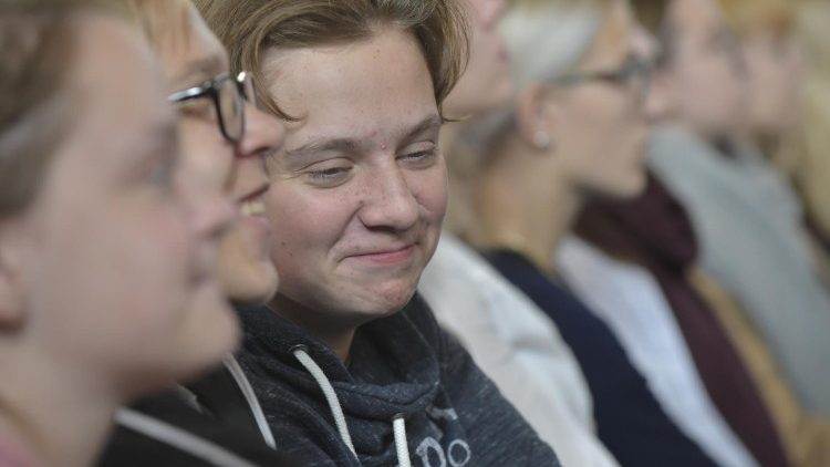 Gläubige im Baltikum