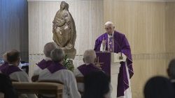 Папа падчас св. Імшы ў капліцы Дома св. Марты