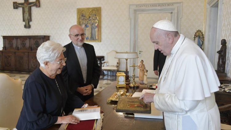 Papa Francesco con Maria Voce nel 2019