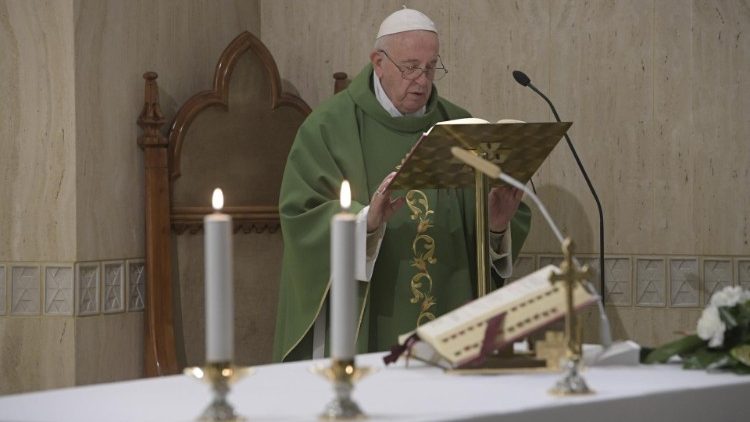 Papież: Pan zaprasza nas na ucztę, za którą nie trzeba płacić