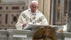 Папа Францішак у базіліцы святога Яна на Латэране