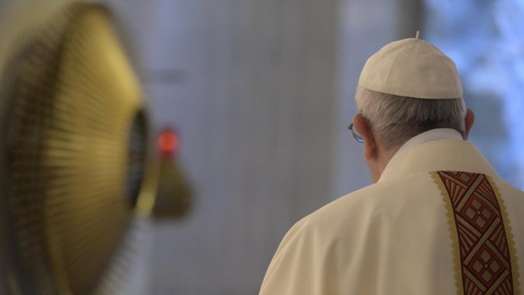 Papst Franziskus bei der Fr&uuml;hmesse