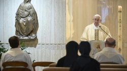 Le Pape François lors d'une messe à la maison Sainte Marthe.