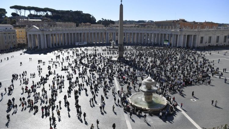 Praça São Pedro, Angelus de 18 de outubro