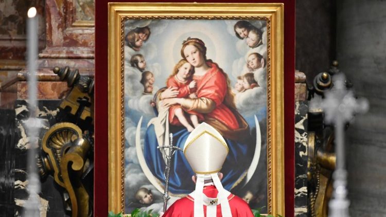 Bikira Maria ni faraja na matumaini ya Kanisa linalosafiri hapa duniani