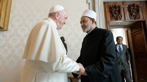 Papa com o Grão Imame Ahmad Al-Tayyeb