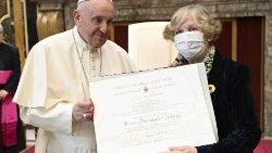 Prof. Gerl-Falkowitz nimmt im November  dieses Jahres von Papst Franziskus den Ratzinger-Preis entgegen