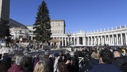 2022年元日　教皇フランシスコによる正午の祈りの集い　バチカン・聖ペトロ広場