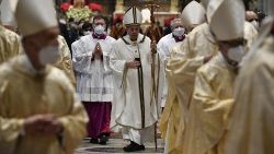 教皇フランシスコ、2022年1月6日「主の公現」の祭日のミサで　バチカン・聖ペトロ大聖堂