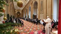 教皇フランシスコ、バチカン駐在外交団に新年の挨拶　2022年1月10日　