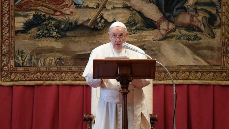 教宗向各国驻圣座外交使团发表讲话
