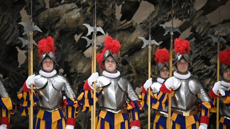 Die Gran-Gala-Uniform der Schweizergarde: Die wohl berühmteste Uniform der Welt