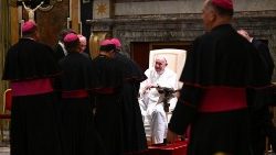 Bīskapi tiekas ar pāvestu Francisku