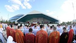 Tunaalikwa kufurahi kwa sababu Pasaka i karibu, ukombozi u karibu, upatanisho umekaribia.