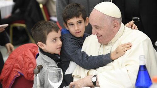 Påvens budskap till de Fattigas Världsdag: ”Titta inte bort!”