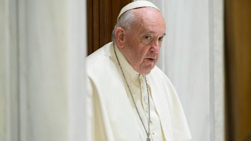 Franziskus bittet um Gebet für Benedikt XVI. - „Lage unter Kontrolle“