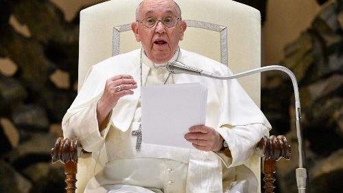 Папа: ніколи не забуваймо молитися за Україну