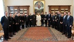 Le Pape et la délégation de l'Institut européen d’Études internationales de Salamanque le 26 janvier 2023. 
