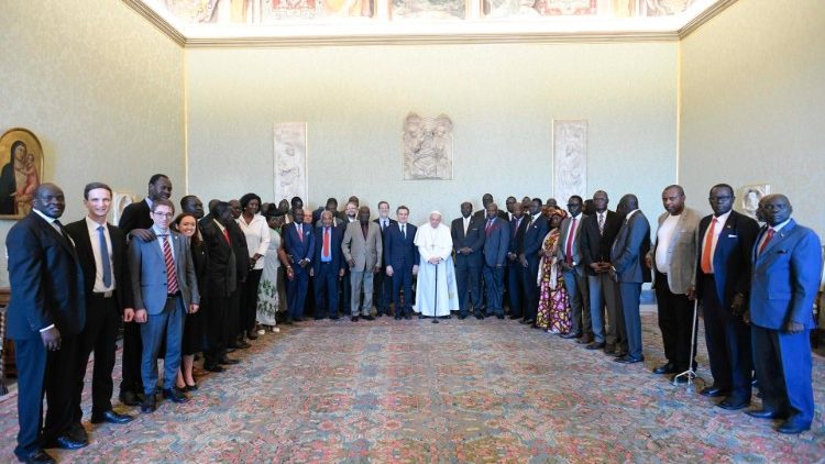 教宗接見南蘇丹兩個代表團