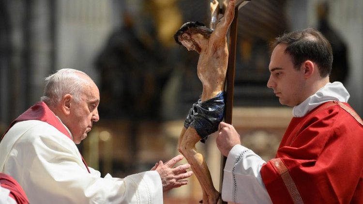 Masomo ya dominika hii yanatuasa kumtumainia Mungu katika kukabiliana na matatizo na mahangaiko katika maisha.