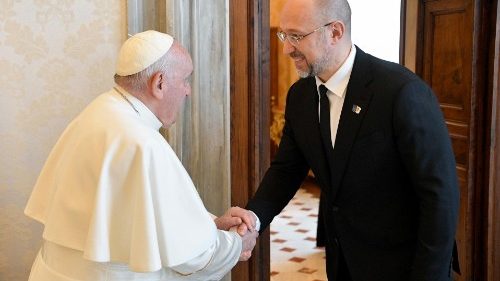 Il Papa riceve in udienza il primo ministro dell’Ucraina Denys Shmyhal