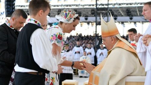 Папа: покликані Добрим Пастирем творити Божу родину і ділитися цим даром