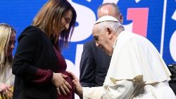 El Papa Francisco en los "Estados Generales de la Natalidad" en 2023.