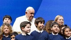 Papst Franziskus beim Diskussionsforum zum Geburtenrückgang in Italien „Stati generali della natalità" 12.5.2023