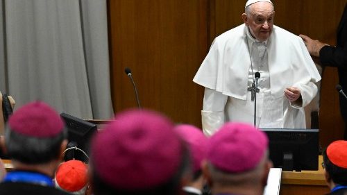 Il Papa in dialogo con la CEI sulle sfide di oggi della Chiesa e del mondo 
