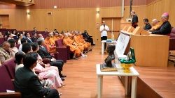 Encuentro budista -cristiano para el Diálogo interreligioso en Bangkok