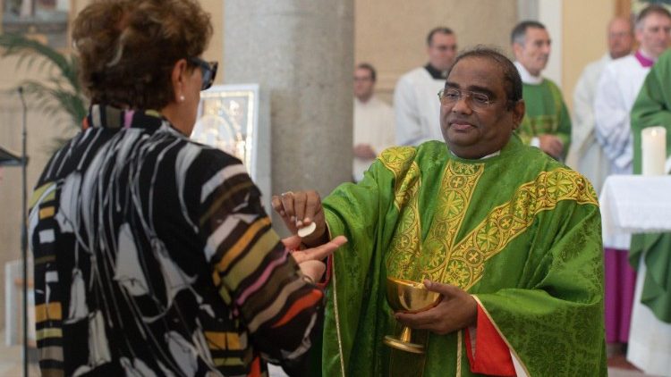 மேதகு கர்தினால் அந்தோனி பூலா 