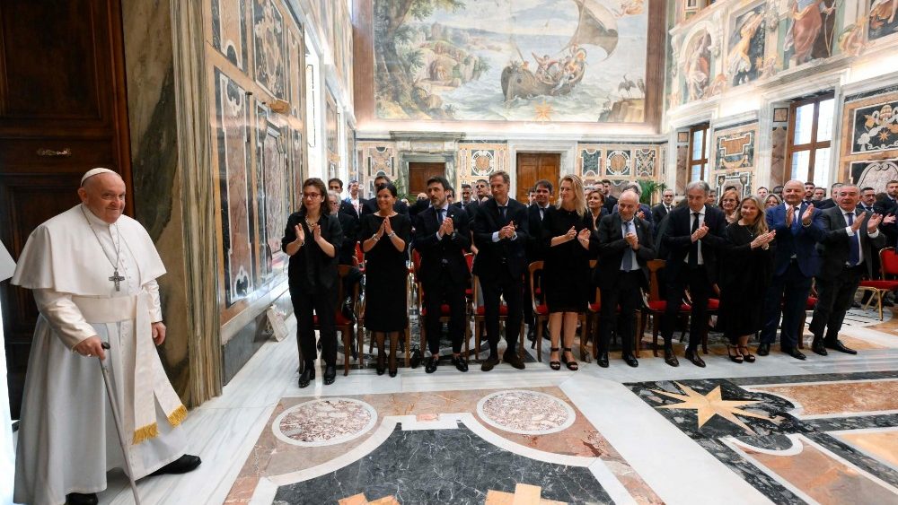 Падчас аўдыенцыі для футбалістаў і кіраўніцтва іспанскага клуба Рэал Сельта дэ Віга