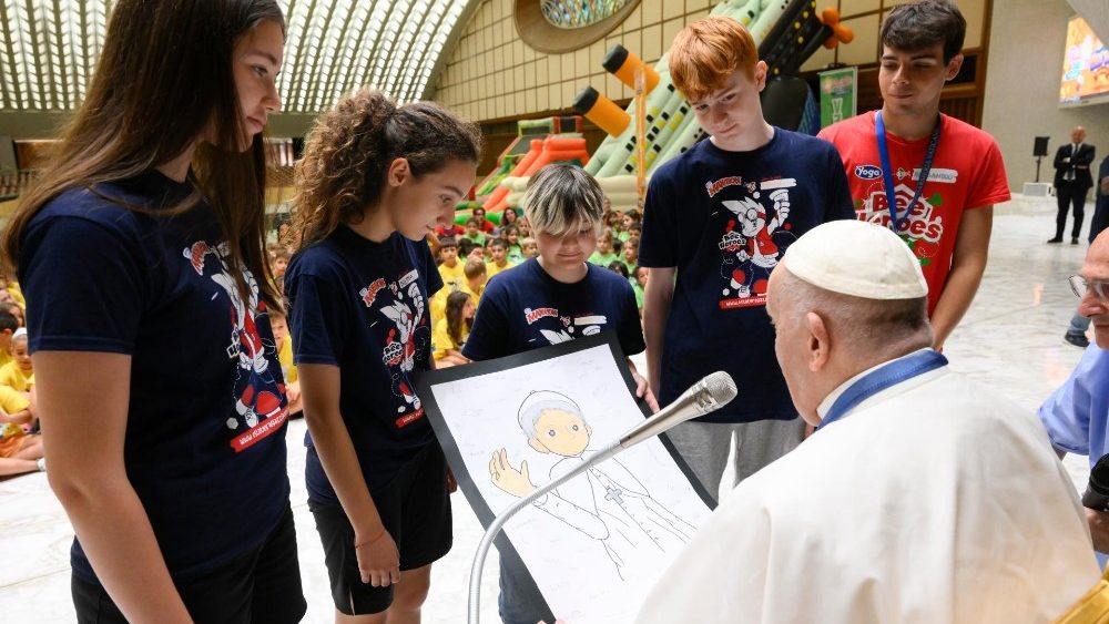 O encontro do Papa com as crianças da Colônia de Férias no Vaticano