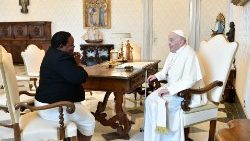 Прэм'ер-міністр Уганды з візітам у Ватыкане