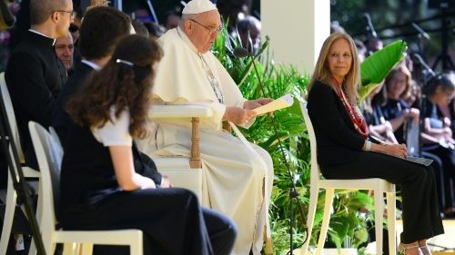 Pope tells students in Lisbon there is no future in a world without God