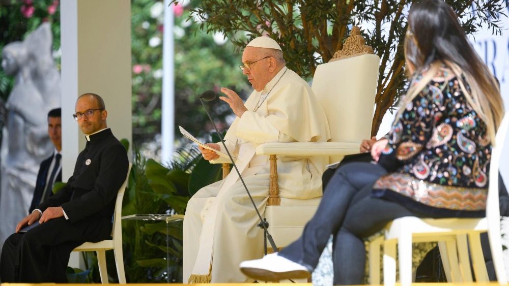 Popiežius Portugalijos katalikų universitete