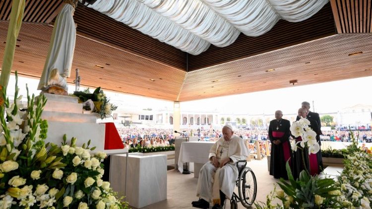 Bikira Maria ni Mama wa Kristo na Kanisa