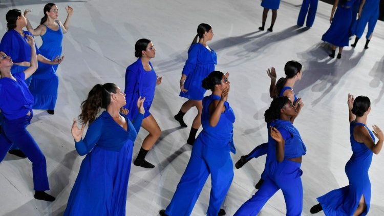 Les danseurs de l'Ensemble 53