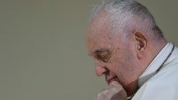 Pope Francis offers his condolences on the death of Brazilian Cardinal Geraldo Majella Agnelo