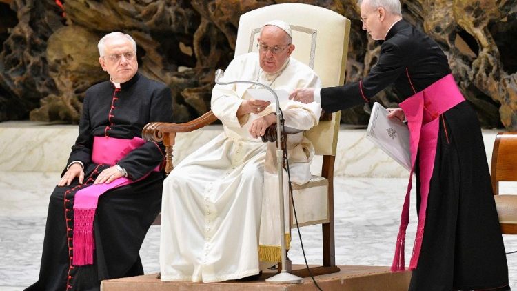 Հրապարակային ունկնդրութիւն