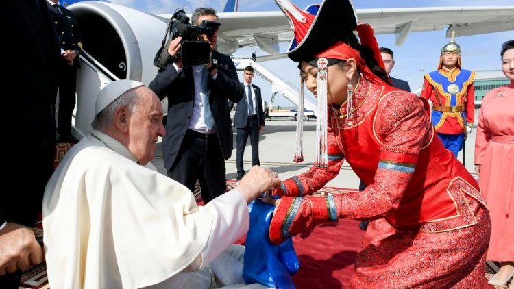 Pope Francis receives a warm welcome to Ulaanbatar at the start of his Apostolic Journey to Mongolia, on September 1, 2023