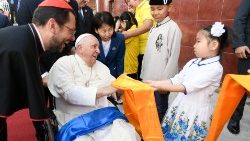 2023.09.01 Viaggio Apostolico in Mongolia - Arrivo alla Prefettura Apostolica